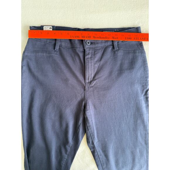 NWT GAP WOMEN NAVY STRETCH SKINNY PANT Chinos SIZE 14 Business Casual - Picture 11 of 16
